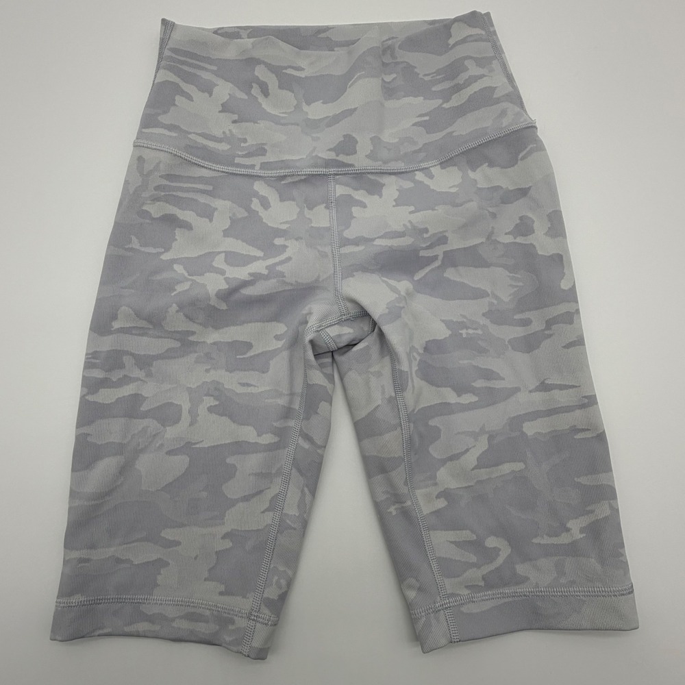 Lululemon Align High-Rise Short 8 Grey Camo Jacquard Biker Shorts Womens Size 6